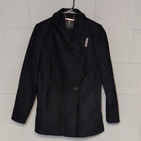 Ted Baker London Short Belted Wool Wrap Coat Size 3, EUC *missing belt - Picture 3 of 11
